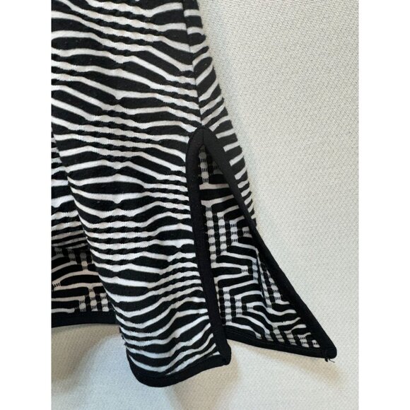 Cj Banks Womens Tunic Top Round Neck Asymmetrical Size 3X Black White 3/4 Sleeve - Picture 7 of 12